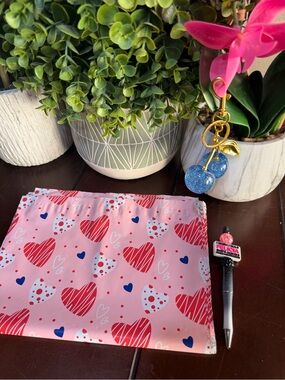 Bundle of Polymailers/ keychain/ pen